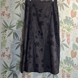 First Option Floral Gray And Black Skirt Size 16